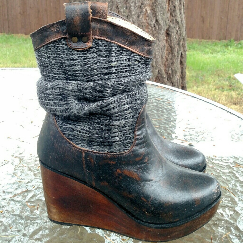 Bed Stu Black Leather and Gray Knit Wedge Boots
